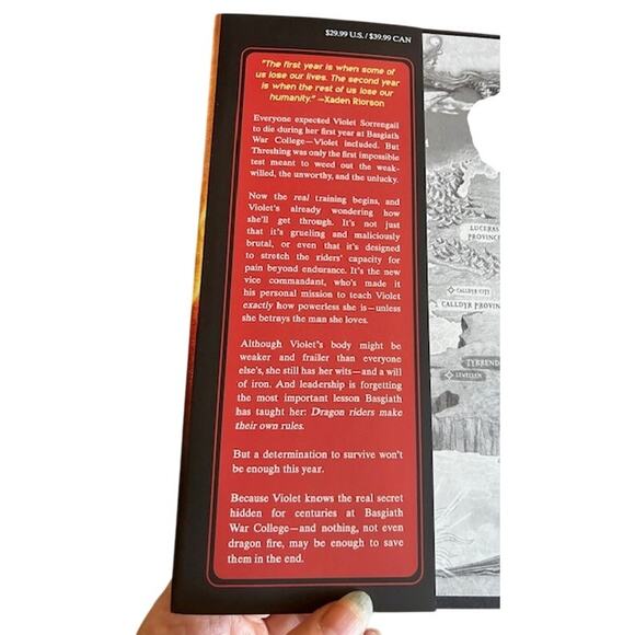 Iron Flame by Rebecca Yarros – Hardcover Book – First Edition (2023) - Picture 2 of 4